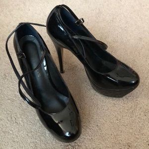 6in Black Silhouette Heel